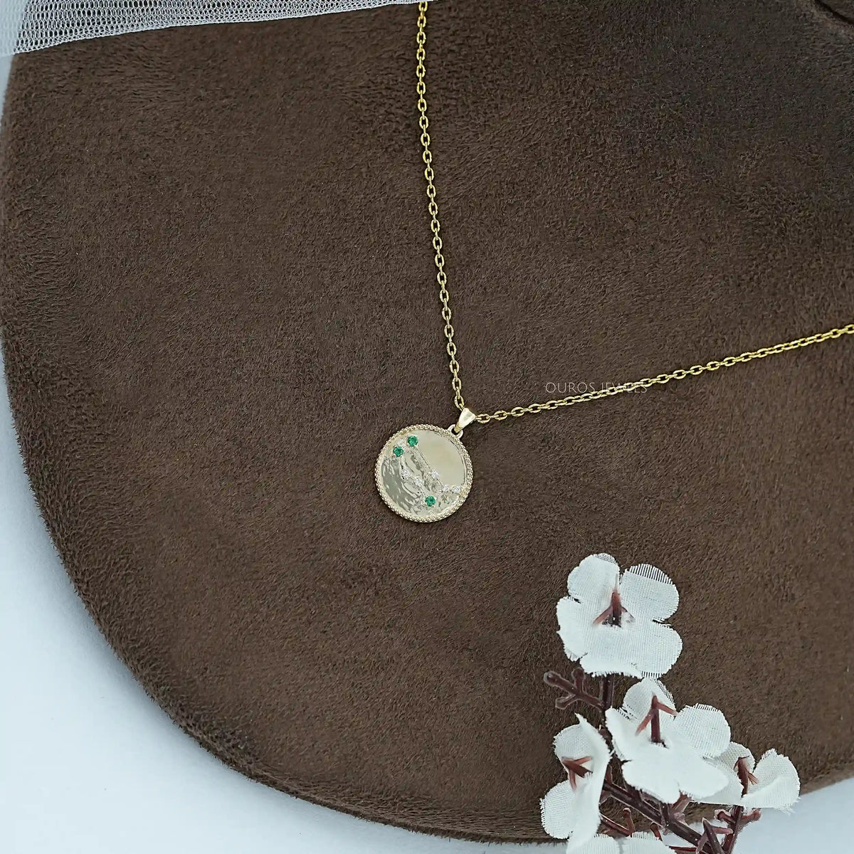 Gemini Zodiac Sign Emerald Gemstone Pendant Necklaces