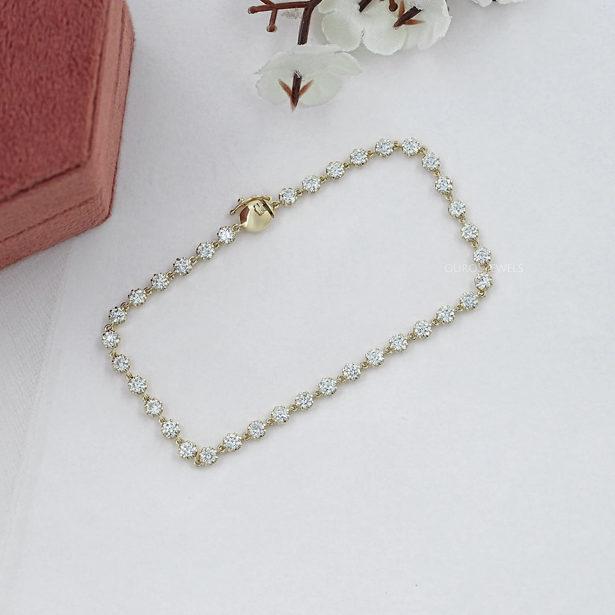 Bracelet tennis à sertissage clos avec diamants de laboratoire ronds de 3,00 mm