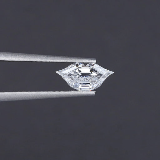 Diamant de laboratoire de 0,83 carat de forme antique taillé pour les lèvres