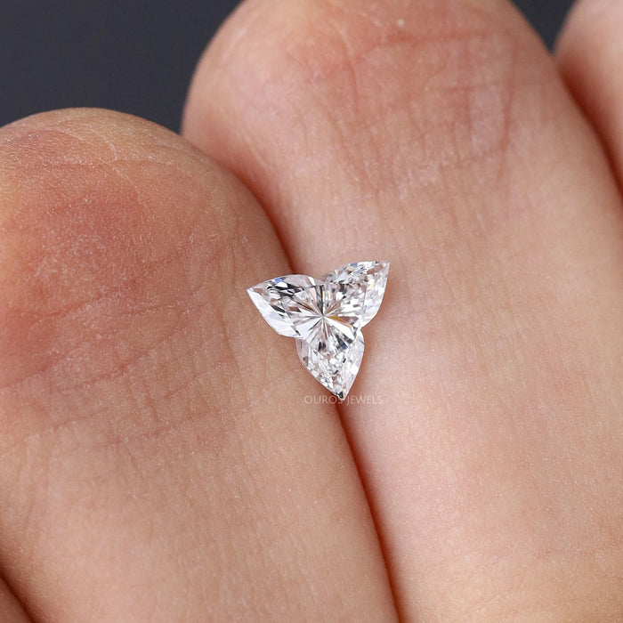 Diamant de laboratoire taille lotus de 0,70 carat