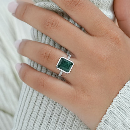 Asscher Cut Emerald Gemstone Bezel Set Ring Ring