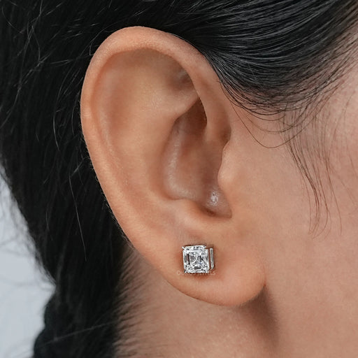 Boucles d'oreilles à tige en diamants de laboratoire taille Asscher