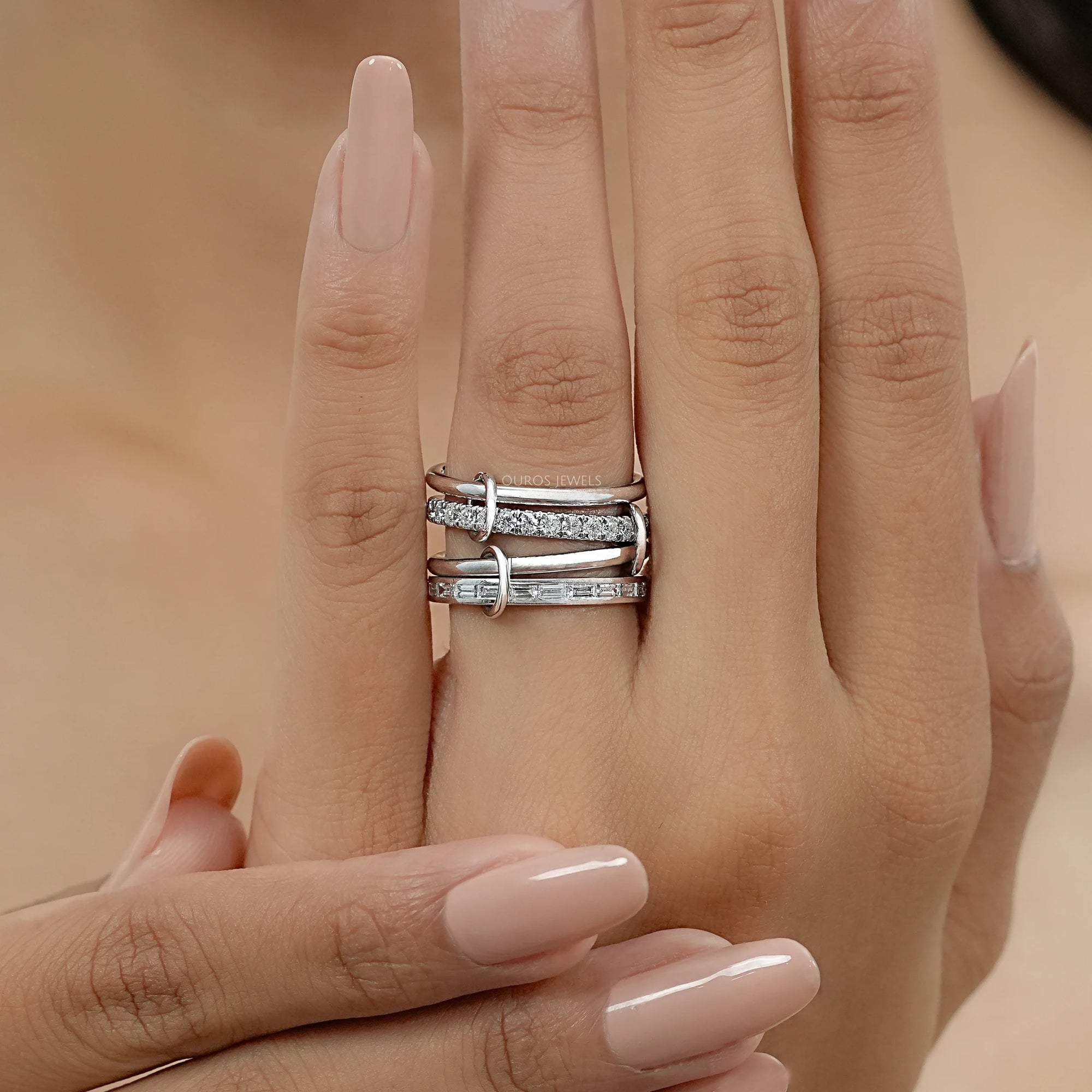 Baguette And Round Diamond Interlink Band Ring