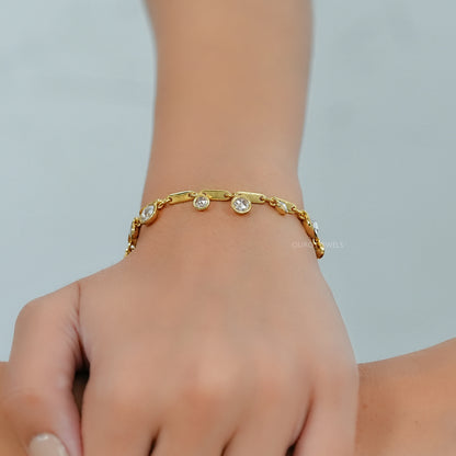 Bracelet chaîne à stations en diamant de laboratoire taille rose