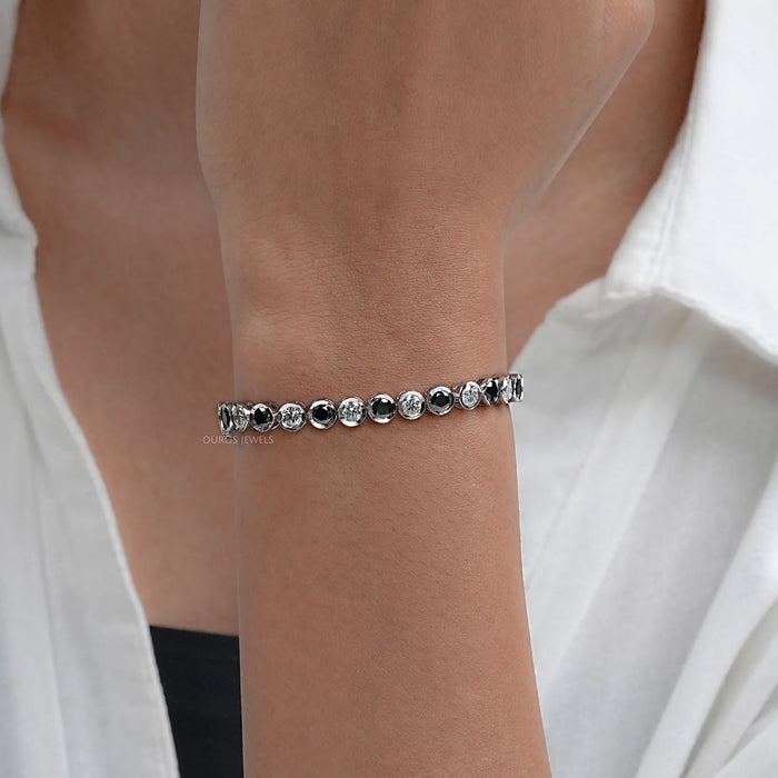 Bracelet alternatif avec diamants noirs taille ronde sertis