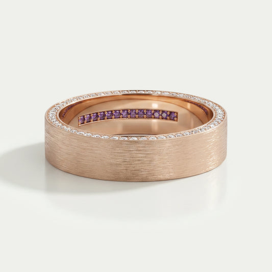 Alliance de mariage pour homme avec diamant rond caché brossé