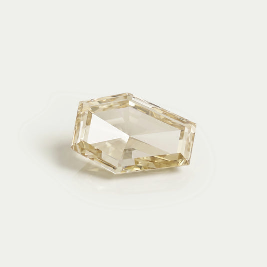 Diamant jaune taillé en tête de veau cultivé en laboratoire