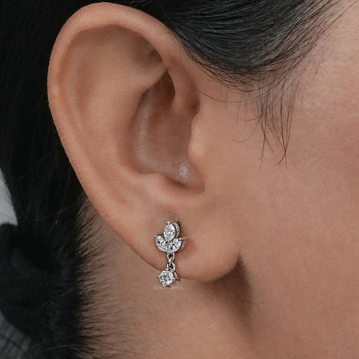 Boucles d'oreilles pendantes délicates avec diamants taille marquise et taille ronde 