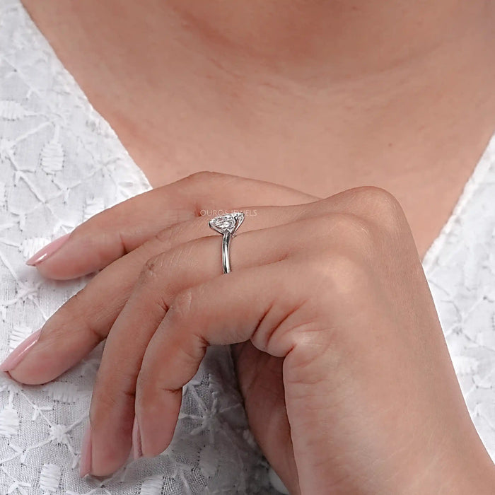 Bague solitaire en diamant de laboratoire taille princesse de 3,00 carats