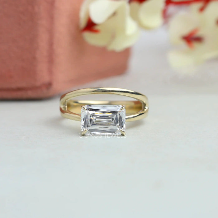 Bague solitaire avec diamant de laboratoire à coupe serrée