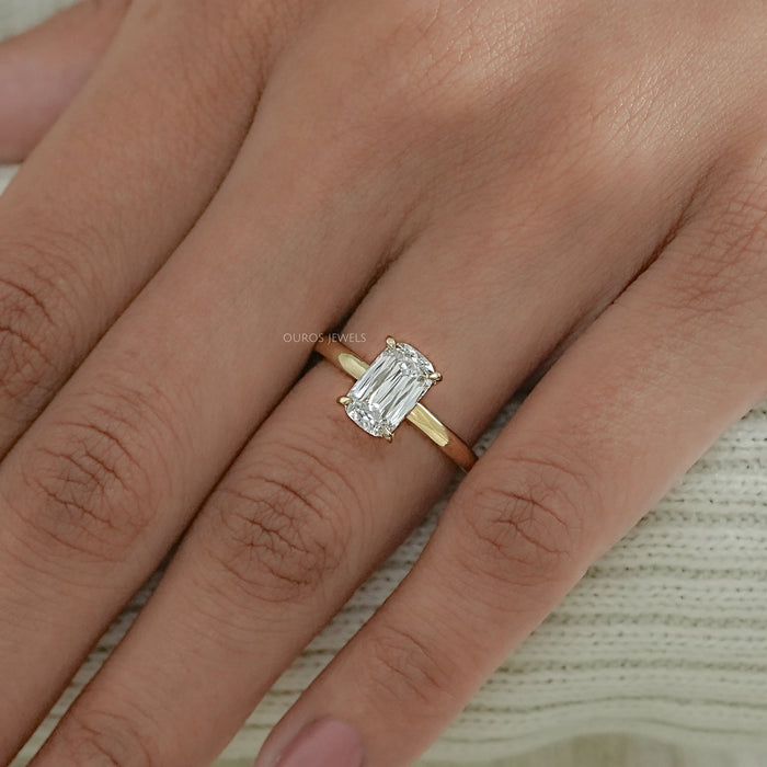 Bague solitaire en diamant de laboratoire à coupe croisée de 6,75 carats