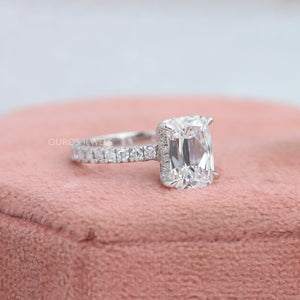 Bague de fiançailles avec solitaire à coupe croisée 