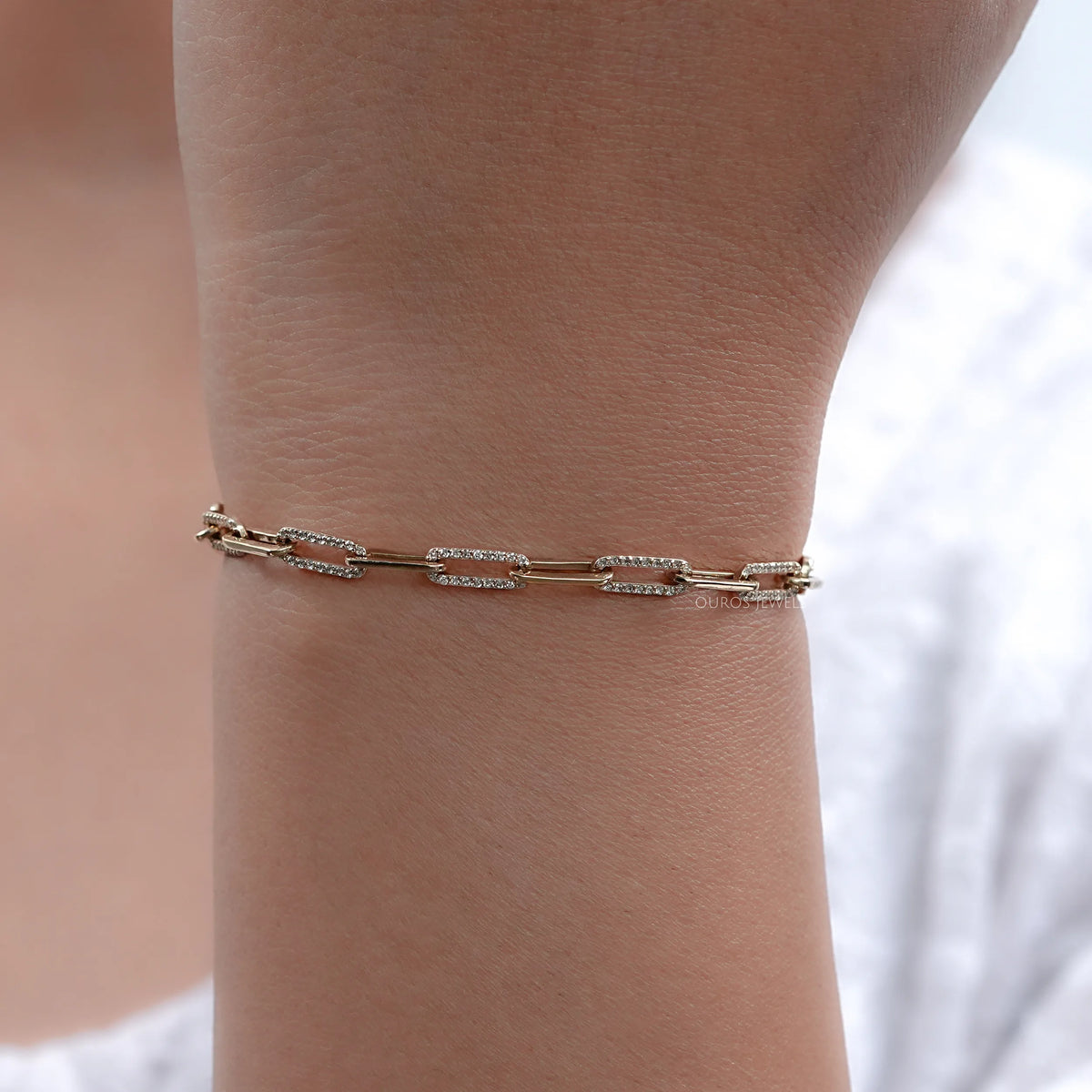 Round Lab Diamond Paper Clip Link Bracelet