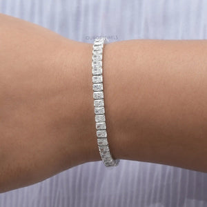 Bracelet de tennis en diamants de laboratoire à taille radiante