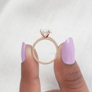 Bague solitaire avec diamant taille marquise hollandaise