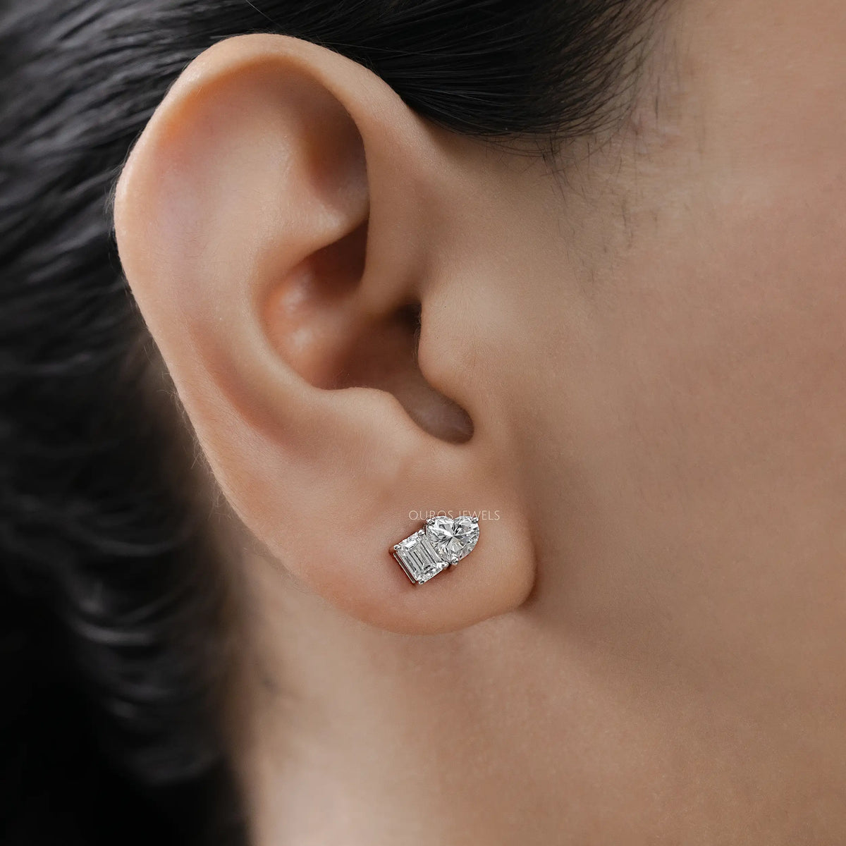 Heart And Emerald Diamond Minimal Two Stone Studs Earrings