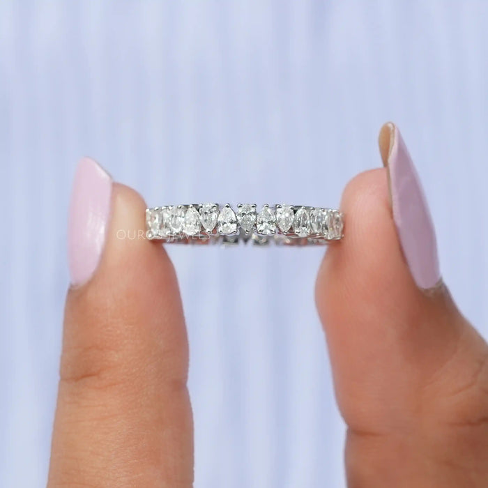 Alliance de mariage à taille poire