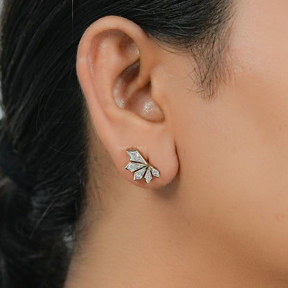 Boucles d'oreilles puces Trio à entourage de diamants taille rose