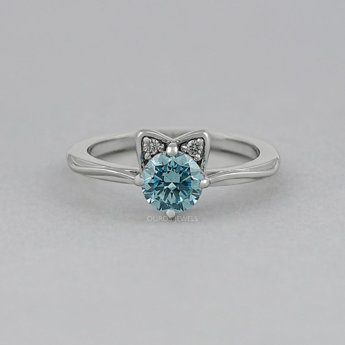 Fancy Blue Round Diamond Cat Ring Ring
