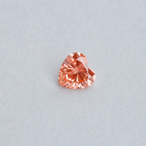 Diamant rose vif de 0,90 carat, taillé en cœur, cultivé en laboratoire