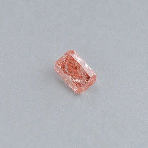 Diamant de laboratoire taille radiant de 1,05 carat