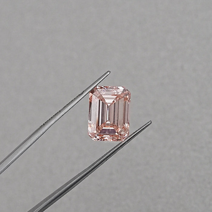 Diamant de laboratoire taille émeraude rose - 10,08 ct certifié