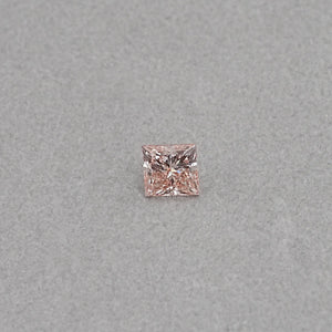 Diamant taille princesse cultivé en laboratoire - Certifié IGI