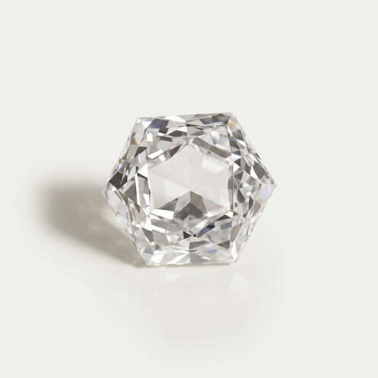 Diamant de laboratoire taillé en rose de feu