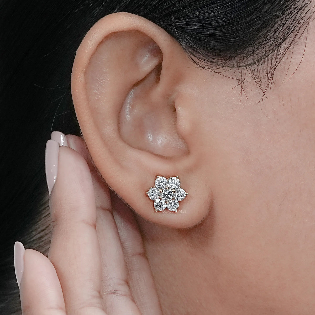 Round Diamond Floral Stud Earrings Earring