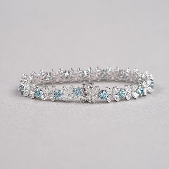 Bracelet en diamant avec fleur en forme de poire
