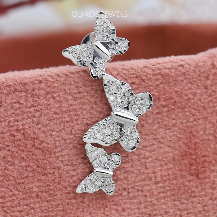 Boucles d'oreilles pendantes en diamants de laboratoire à taille papillon