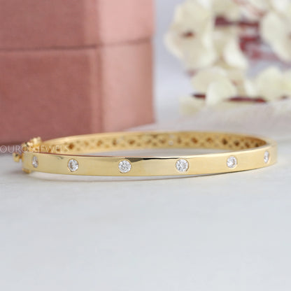 Flush Set Round Diamond Bangle