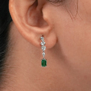 Boucles d'oreilles pendantes et en forme de goutte avec diamants et pierres précieuses