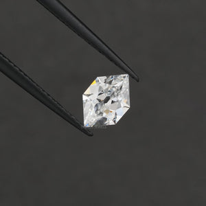 Diamant de laboratoire de taille duchesse