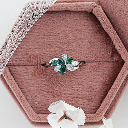 Bague avec pierre précieuse ronde rose et ruban de sensibilisation au cancer