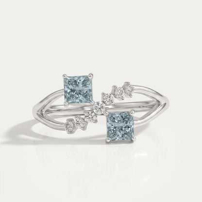 Bague délicate avec diamant de laboratoire en forme de princesse verte
