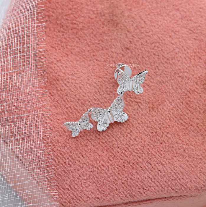 Boucles d'oreilles pendantes en diamants de laboratoire à taille papillon