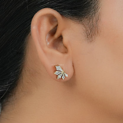 Boucles d'oreilles puces Trio à entourage de diamants taille rose