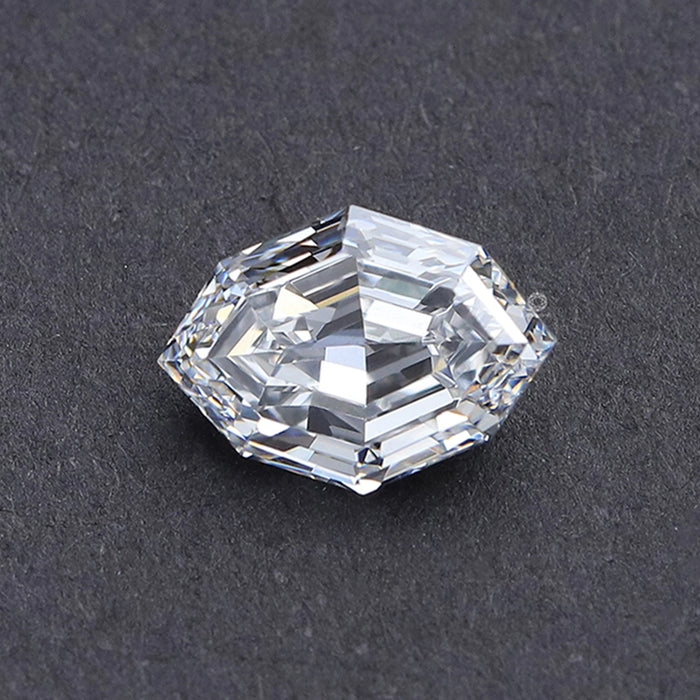 Diamant de laboratoire taillé Moval de 1,05 carat