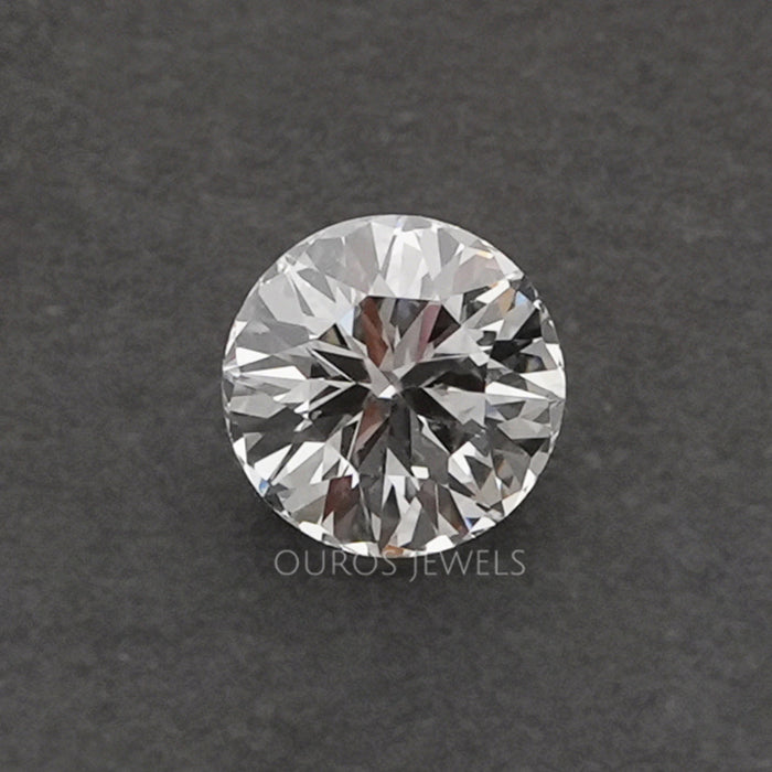 Diamant de laboratoire taille brillant de forme antique