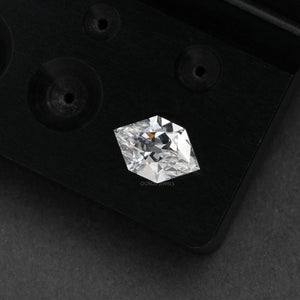 Diamant de laboratoire de taille duchesse