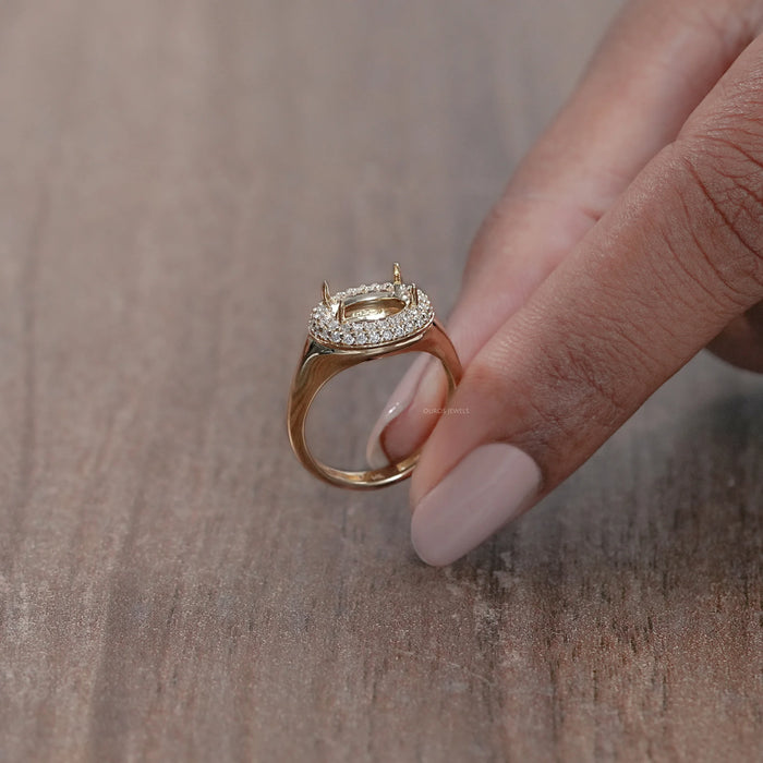 side view of east west oval shape double halo semi mount ring