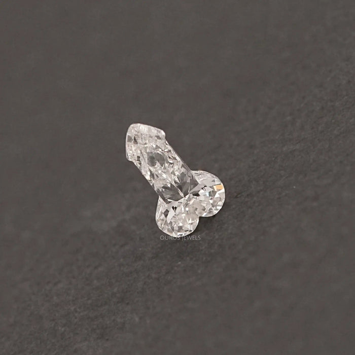 Diamant de 0,95 carat en forme de pénis, fabriqué en laboratoire