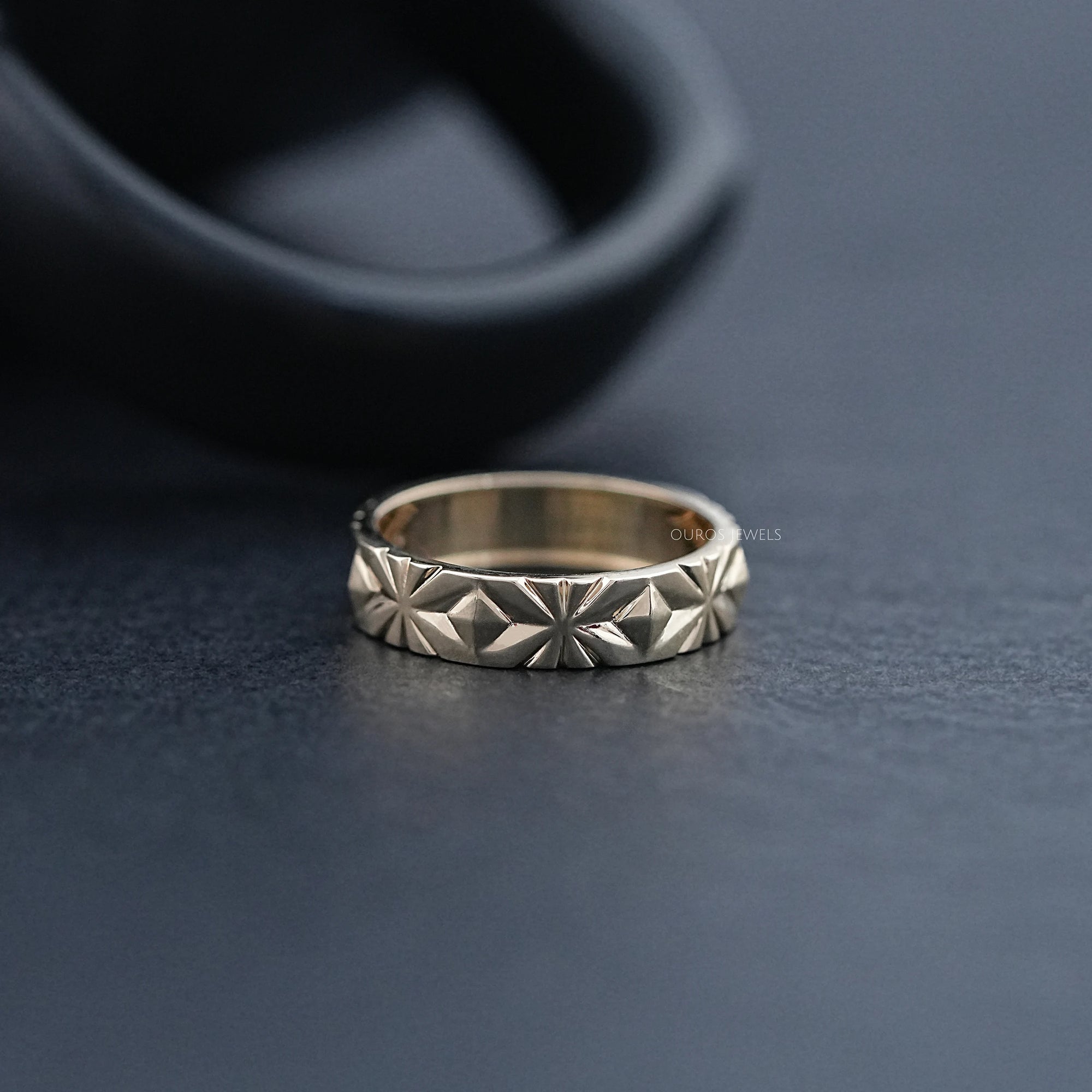 Engraving Men's Wedding Band With Diamond Ring
