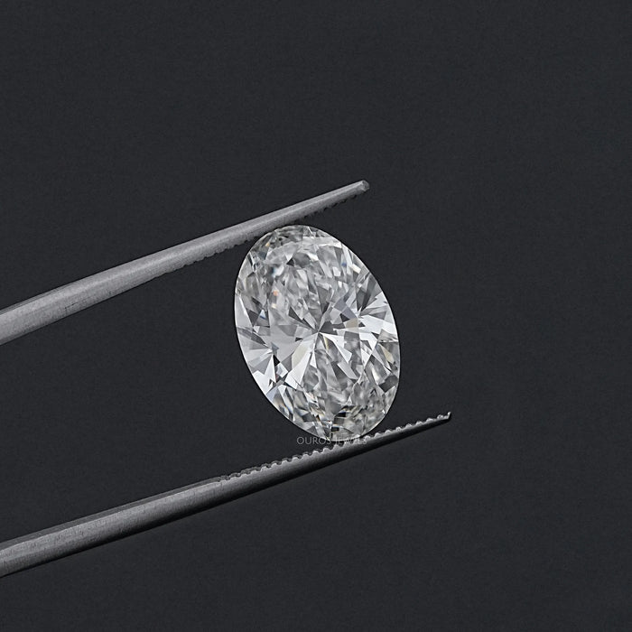 8X Lab Grown Diamond - Oval Shape