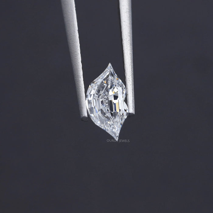 Diamant de laboratoire de 0,83 carat de forme antique taillé pour les lèvres