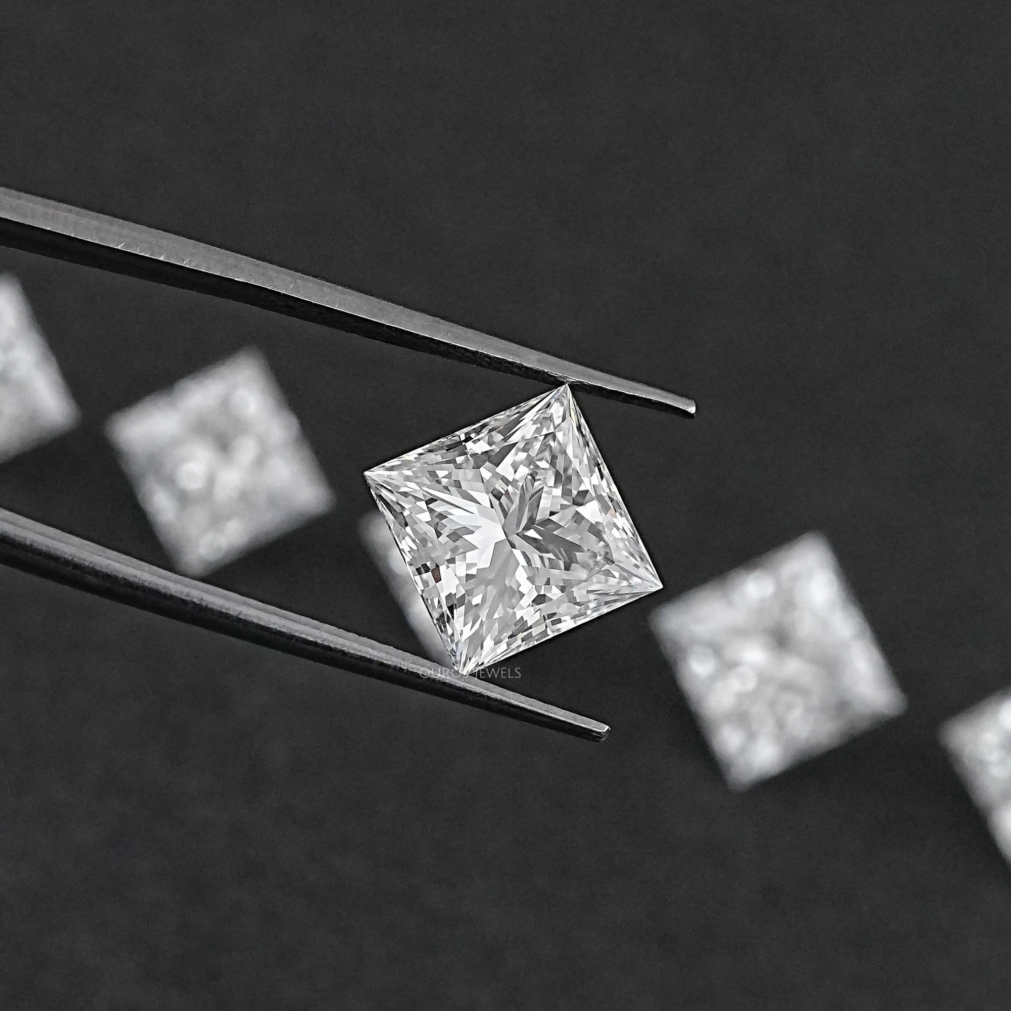 Cerified Princess Cut Lab Grown Diamond