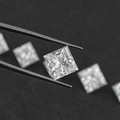 Cerified Princess Cut Lab Grown Diamond