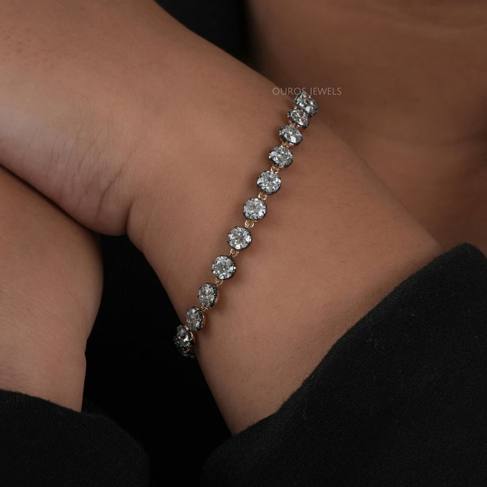 Bracelet européen ancien en diamants de laboratoire à taille ronde - avec revêtement noir