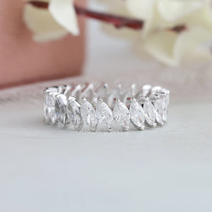 Alliance de mariage éternité avec diamants de laboratoire taille marquise